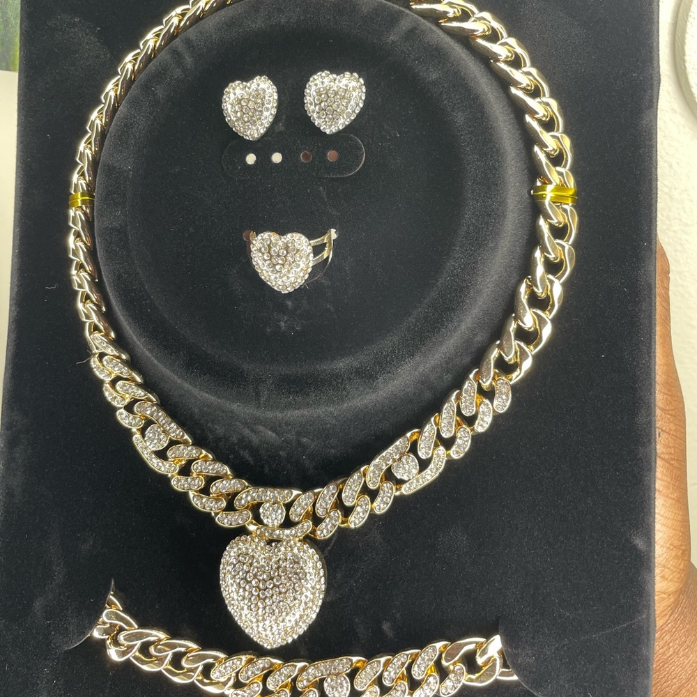 Jewelry sets